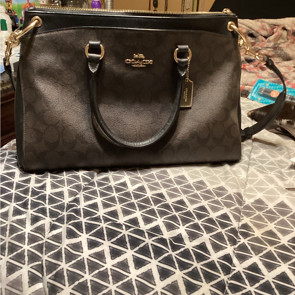 Coach purse - Picture 1 of 4